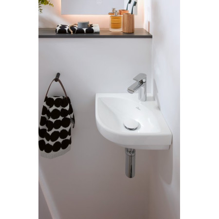 Villeroy&Boch Subway 3.0 Umywalka Narożna 32x32 cm ścienna 43714601