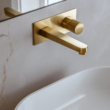 Omnires Contour CT8015GLB — bateria umywalkowa podtynkowa złoto szczot